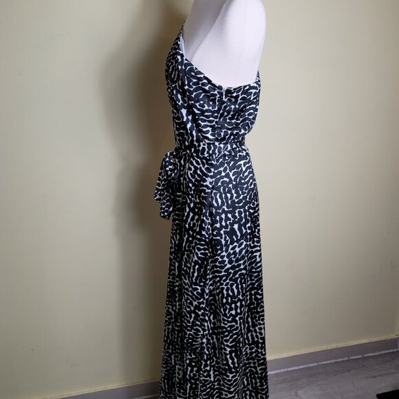 Tahari ASL Black & White One Shoulder Women's Slit Gown Dress | Size 14 - Picture 7 of 13